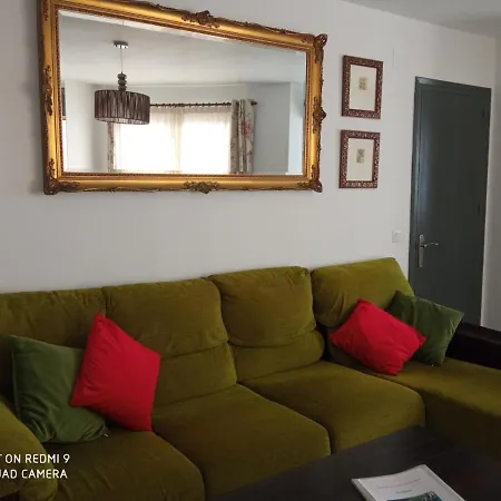 Piso Acogedor En El Centro De إِستيبونا